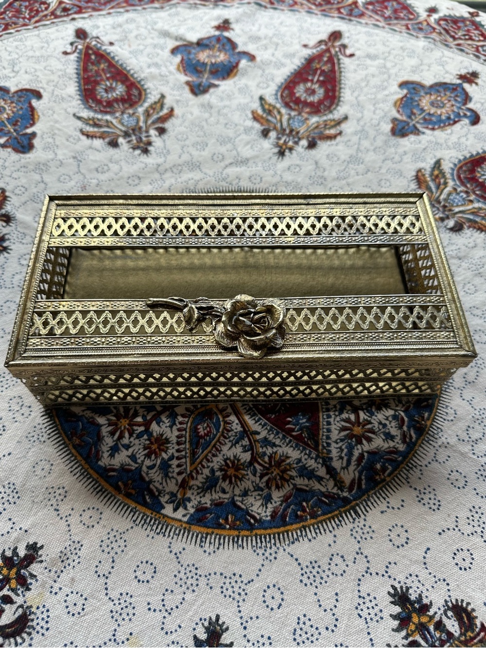 Vintage Hollywood Gold Regency Tissue Box Holder